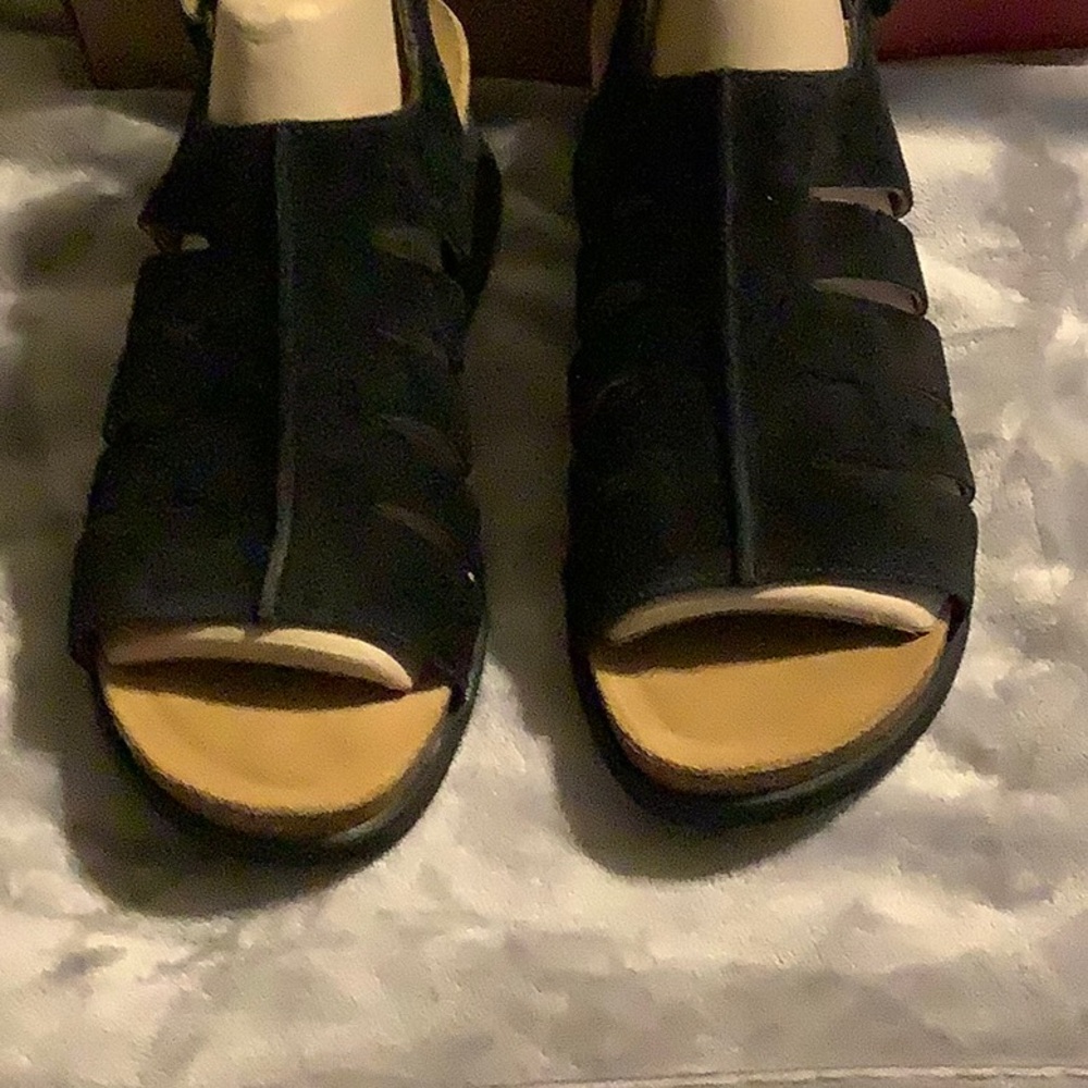 Comfortiva Black Suede Slingback Sandals - Picture 7 of 8